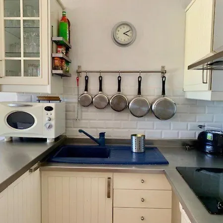 T2 Climatise A 30m De La Mer, Capacite 6 Pers - Fr-1-607-84 Agde