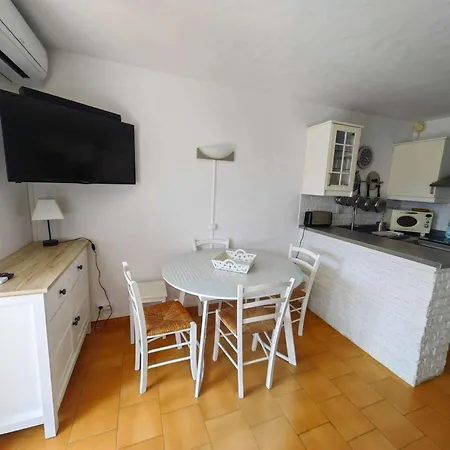 T2 Climatise A 30m De La Mer, Capacite 6 Pers - Fr-1-607-84 * Agde