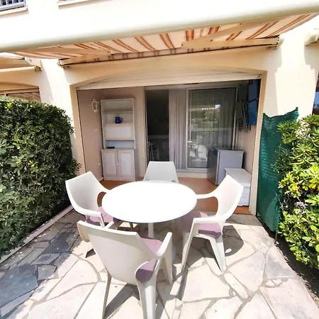 Apartment T2 Climatise A 30m De La Mer, Capacite 6 Pers - Fr-1-607-84 *