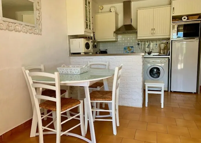 T2 Climatisé à 30m De La Mer, Capacité 6 Pers - Fr-1-607-84 *