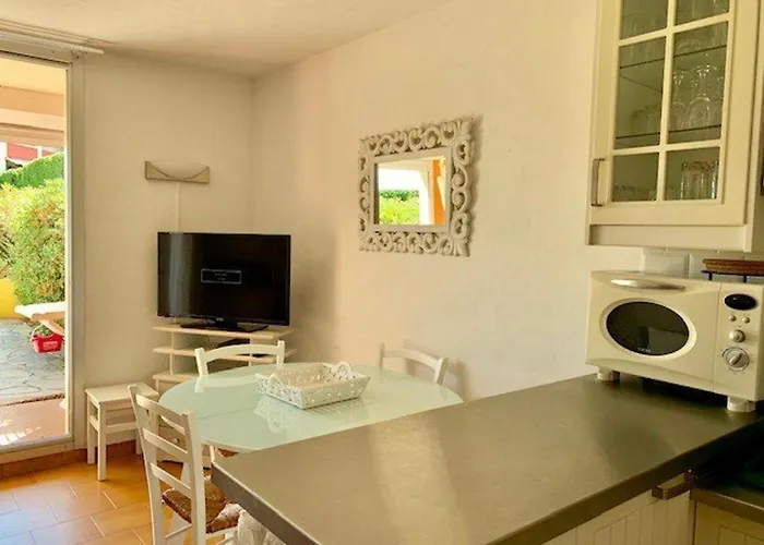 T2 Climatisé à 30m De La Mer, Capacité 6 Pers - Fr-1-607-84