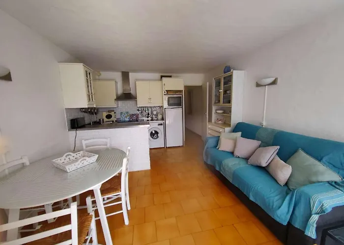 Appartamento T2 Climatisé à 30m De La Mer, Capacité 6 Pers - Fr-1-607-84 *