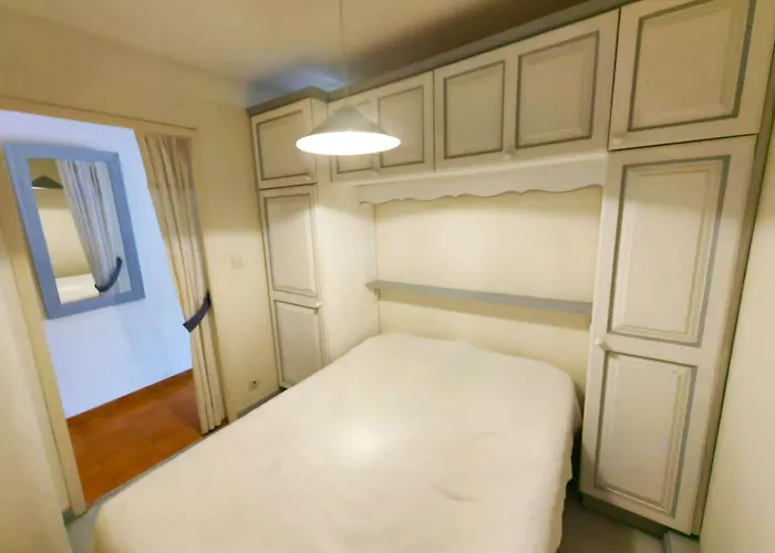 T2 Climatisé à 30m De La Mer, Capacité 6 Pers - Fr-1-607-84 *